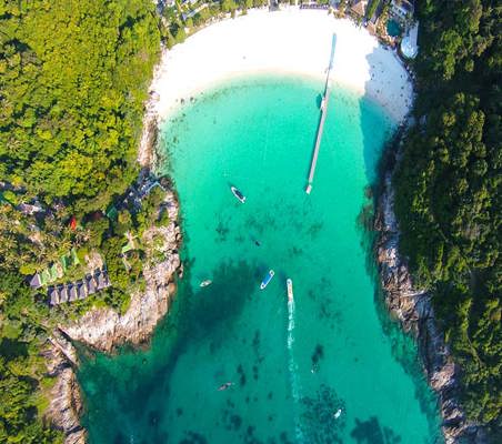 Seychelles Shark Beach & bush honeymoon in Africa ©bushtreksafaris